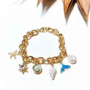 Pearl charm bracelet #1066